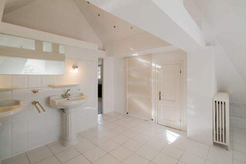 Bad Haus 2 - Dachgeschoss - 