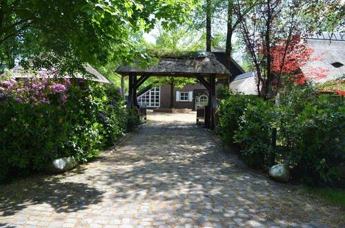 Hofeinfahrt - 