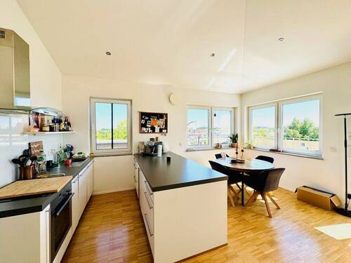2 - 2 Zimmer Etagenwohnung in Ingolstadt