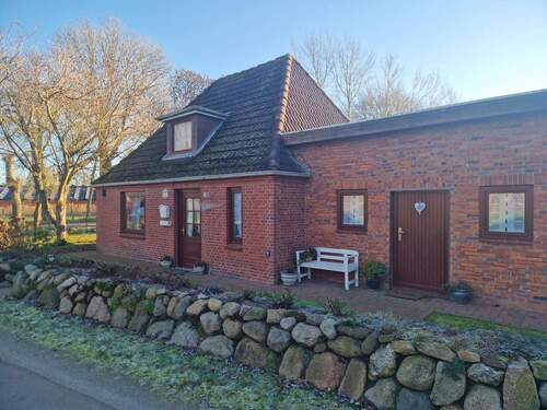 Geklinkerter Hausteil - 4 Zimmer Einfamilienhaus zum Kaufen in Simonsberg