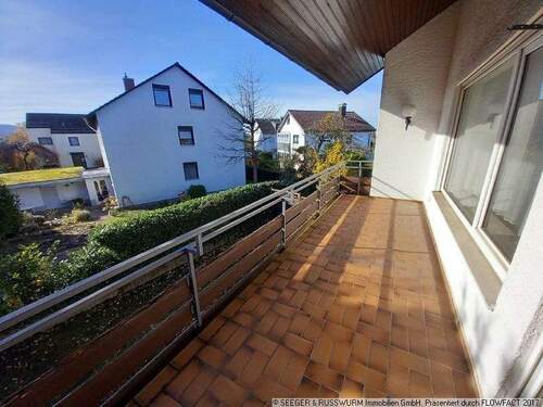 20251104_Balkon OG - 7 Zimmer Einfamilienhaus zum Kaufen in Ettlingen