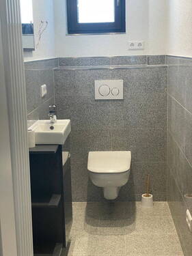 Gäste WC - Etagenwohnung mit 90,70 m&sup2; in Böblingen zur Miete