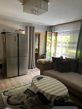 Wohnzimmer mit Terrassenzugang - 2 Zimmer Etagenwohnung zur Miete in Bad Griesbach im Rottal