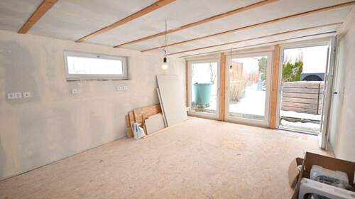 ...neben der Garage - 