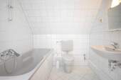 Badezimmer Dachgeschoss - 