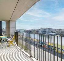 PURE LIVING: Wohnen mit Wasserblick an der East Side Gallery - Berlin Friedrichshain