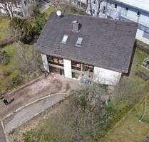 Charmantes Einfamilienwohnhaus mit separater DG-Wohnung und viel Potenzial und Herz in Bonndorf - Bonndorf im Schwarzwald