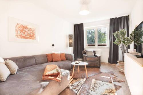Bild 2 - 2 Zimmer Etagenwohnung zum Kaufen in Düsseldorf