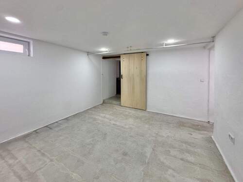Zimmer im Untergeschoss - 