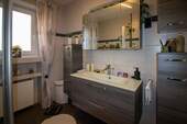 Badezimmer - 4 Zimmer Einfamilienhaus zum Kaufen in Titz