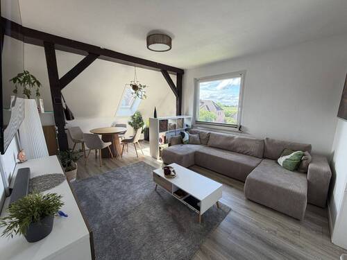 Wohnzimmer - 2 Zimmer Etagenwohnung zur Miete in Hamburg