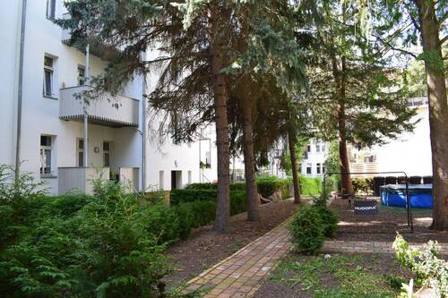 Hinterhof - 