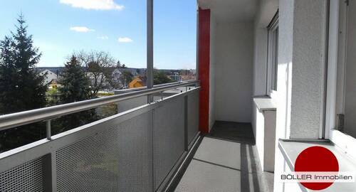 Sonniger Balkon! - Perfekt für den Single oder Wochenendheimfahrer! Smarte 1-Zi. Wohnung mit Balkon in Altenfurt!
