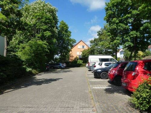 Besucherparkplatz - 