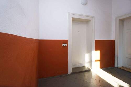 Treppenhaus - 3 Zimmer Etagenwohnung in Dresden