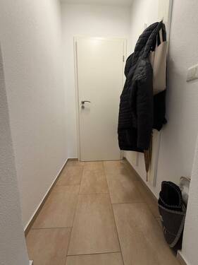 WHG, Flur, Garderobe.JPG - 