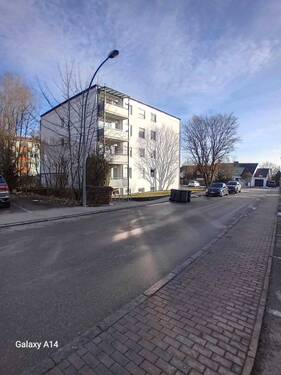 Ansicht Wohnhaus - Etagenwohnung mit 72,50 m&sup2; in Freising zum Kaufen