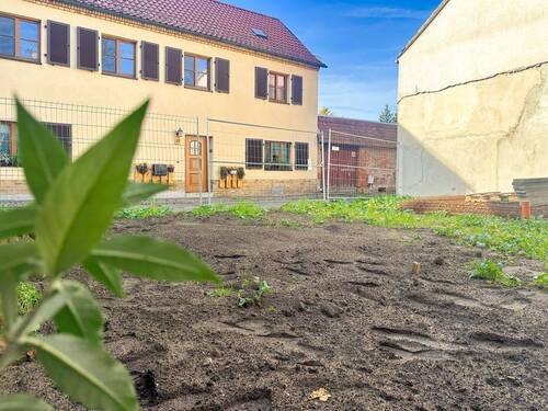 Baugrundstück im Wohnviertel - 