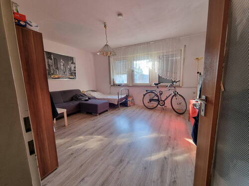 Schlafzimmer 1 - 3 Zimmer Etagenwohnung in Stuttgart