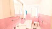 2-Zi-Wohnung: Original Badezimmer - 
