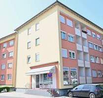 Im Paket und gegen Gebot: Eine Etage mit 3 Wohnungen + 1 Garage in stadtnaher Lage, Weinberger Str.! - Neumarkt in der Oberpfalz