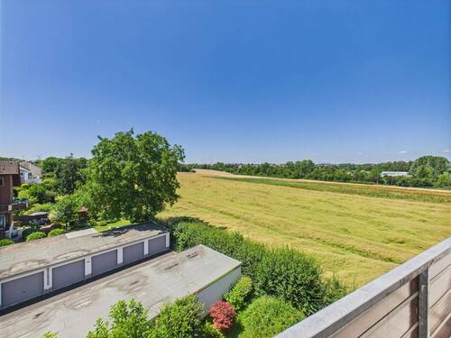 ruhige Feldrandlage - 