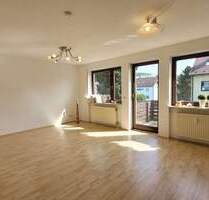 Sonnige Dreizimmerwohnung mit zwei Balkonen in ruhiger Wohnlage - Hersbruck