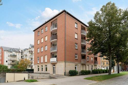 Gebäudeansicht - Helle 3-R-WE, leer: Perfekt für WG od. Studentenvermietung. EBK,Wanne,Dusche. Bestlage Löbtau-Süd.