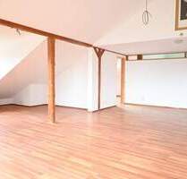Großzügige 3-Zimmer-Wohnung mit Balkon in Neumarkt, Stadtteil Helena - Neumarkt-Helena