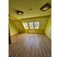 Kleine Wohnung für rüstige Rentner in Senioren- Wohngruppe in Hartha zu vermieten!