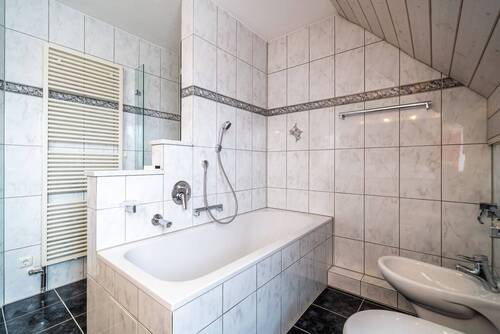 Badezimmer (Obergeschoss) - 