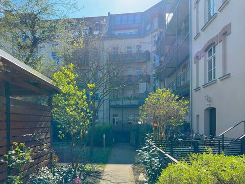 idyllischer Innenhof - 