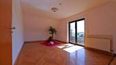 DG: Zimmer mit Balkon! - 