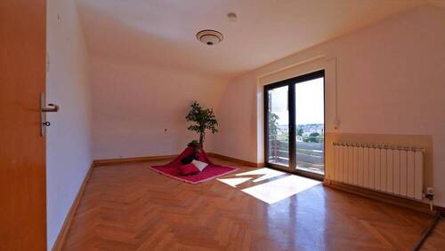DG: Zimmer mit Balkon! - 