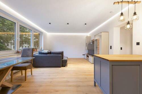 Küche/Wohnzimmer - 2 Zimmer Etagenwohnung in Düsseldorf