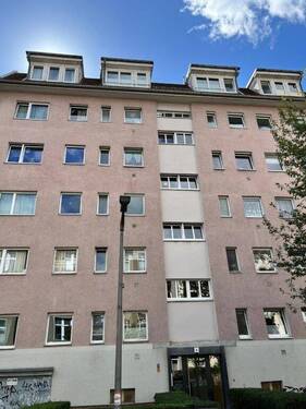 Haus - gut geschnitten mit Süd-Balkon - 298.700,00&nbsp;EUR Kaufpreis, ca.&nbsp; 64,00&nbsp;m&sup2;&nbsp;Wohnfl&auml;che