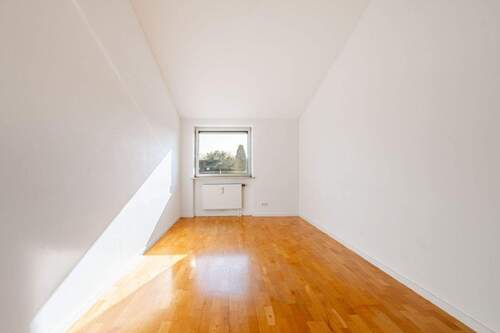 Kinderzimmer - 3 Zimmer Etagenwohnung in München