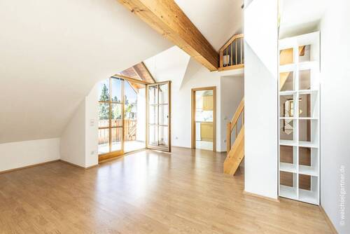 Gepflegtes Wohnhaus - Etagenwohnung mit 65,20 m&sup2; in München zum Kaufen