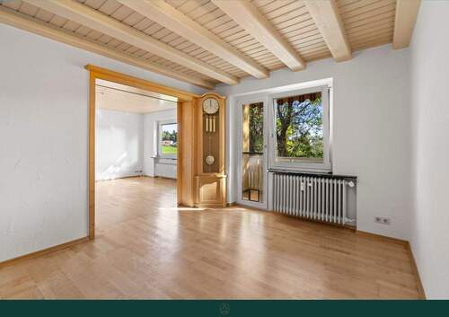 Wohn- und Esszimmer mit Balkonzugang - Etagenwohnung mit 107,00 m² in Kempten (Allgäu) zum Kaufen