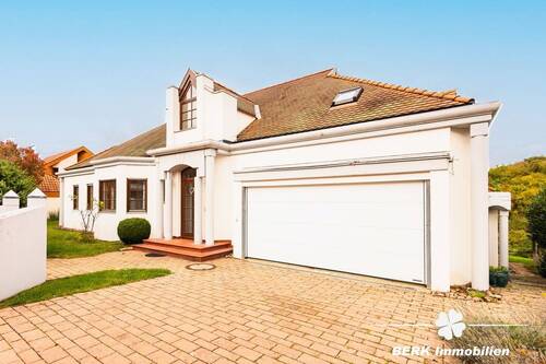 Außenansicht - BERK Immobilien - Freistehendes Architektenhaus in bester Lage mit Panormablick