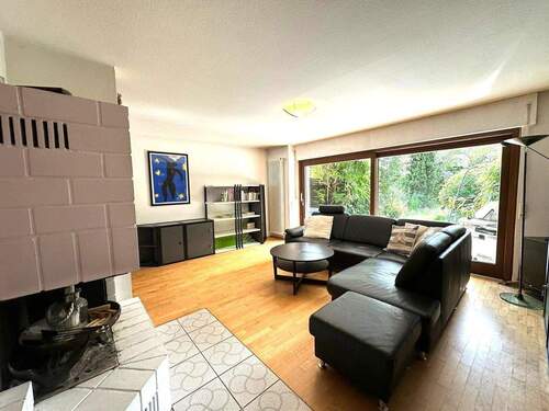 Wohnzimmer - 5 Zimmer Einfamilienhaus in Jockgrim