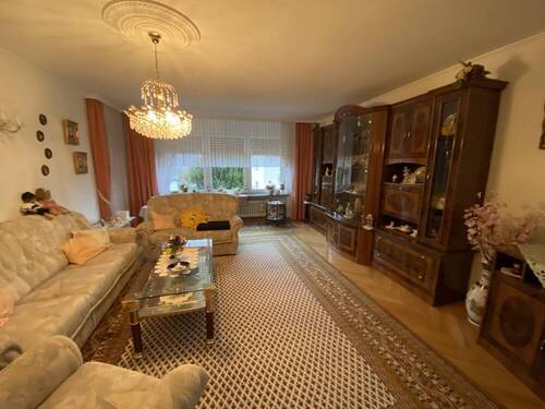 EG_Wohnzimmer - Mehrfamilienhaus, Wohnhaus mit 244,00 m&sup2; in Hammelburg / Untererthal zum Kaufen