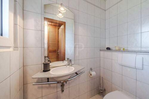 Tageslicht-Gäste-WC - 