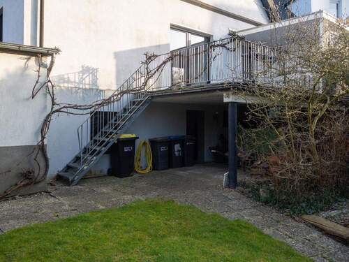 Terrasse mit Gartenzugang - 