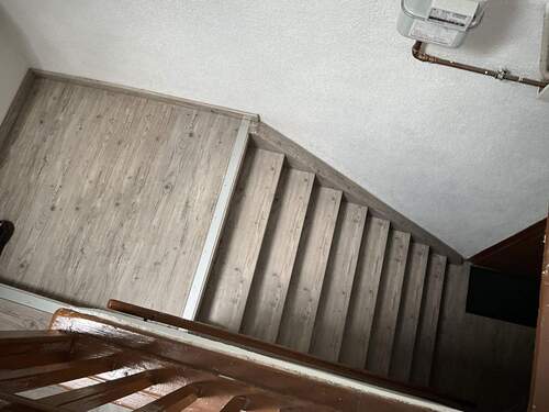 Treppe zum DG - 