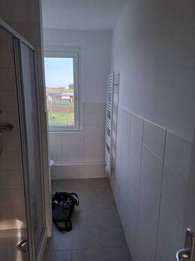 Raum Badezimmer - Etagenwohnung mit 63,50 m&sup2; in Gustow zur Miete