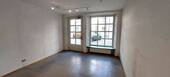 Eingang Schaufenster.jpg - Büro mit 25,00 m&sup2; in Weiden in der Oberpfalz zur Miete
