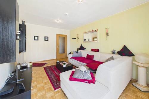 Wohnbereich - 3 Zimmer Etagenwohnung zum Kaufen in Trier / Olewig