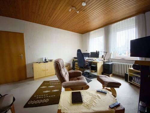 Wohnzimmer - 6 Zimmer Einfamilienhaus zum Kaufen in Herford