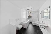 Bad-Wanne_Fenster - 